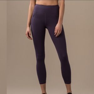 Lululemon Invigorate tight sz 6 purple